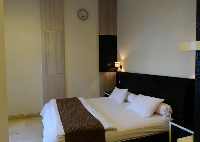griya desa hotel&pool