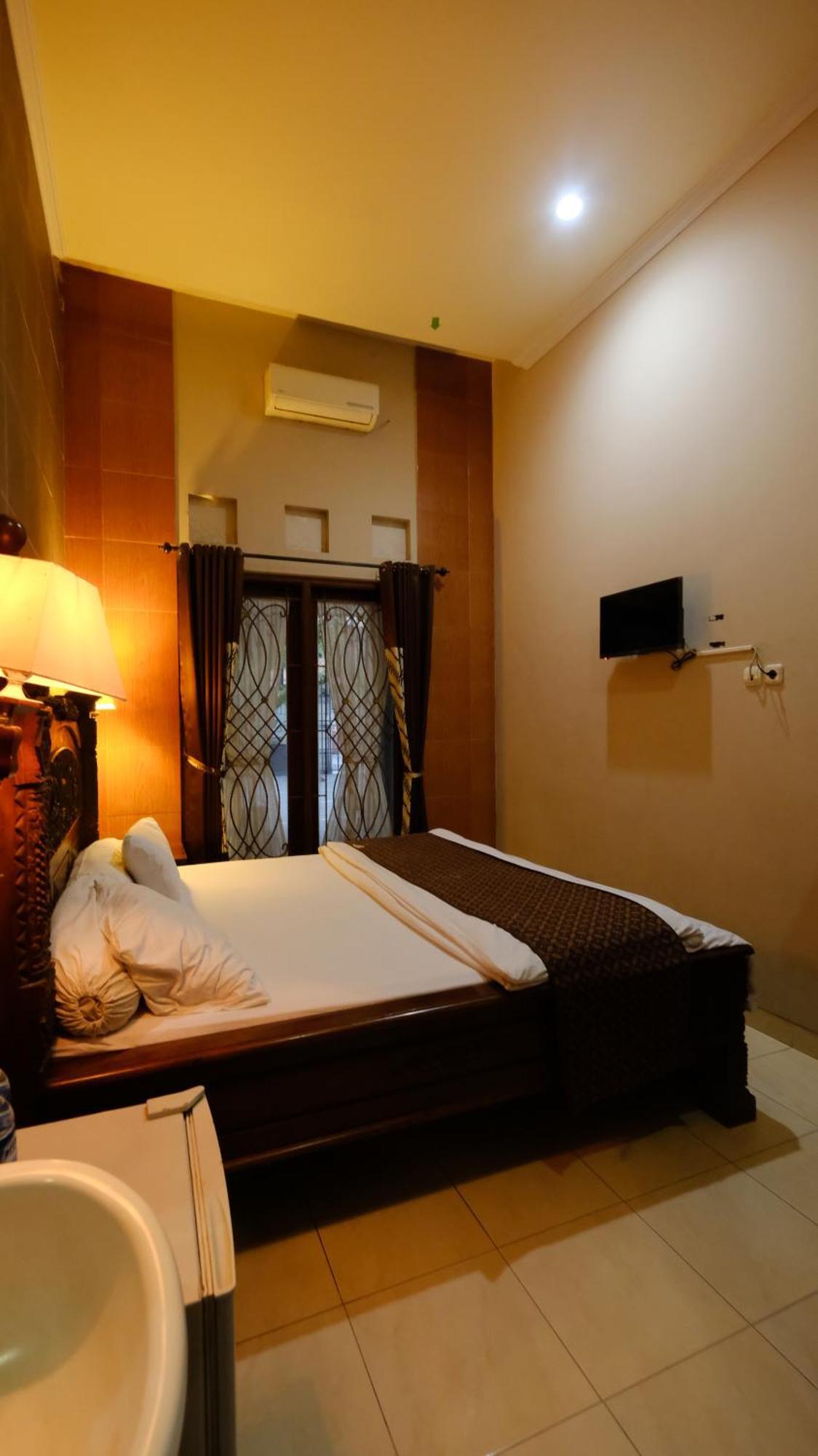 Griya Desa Hotel&pool *
