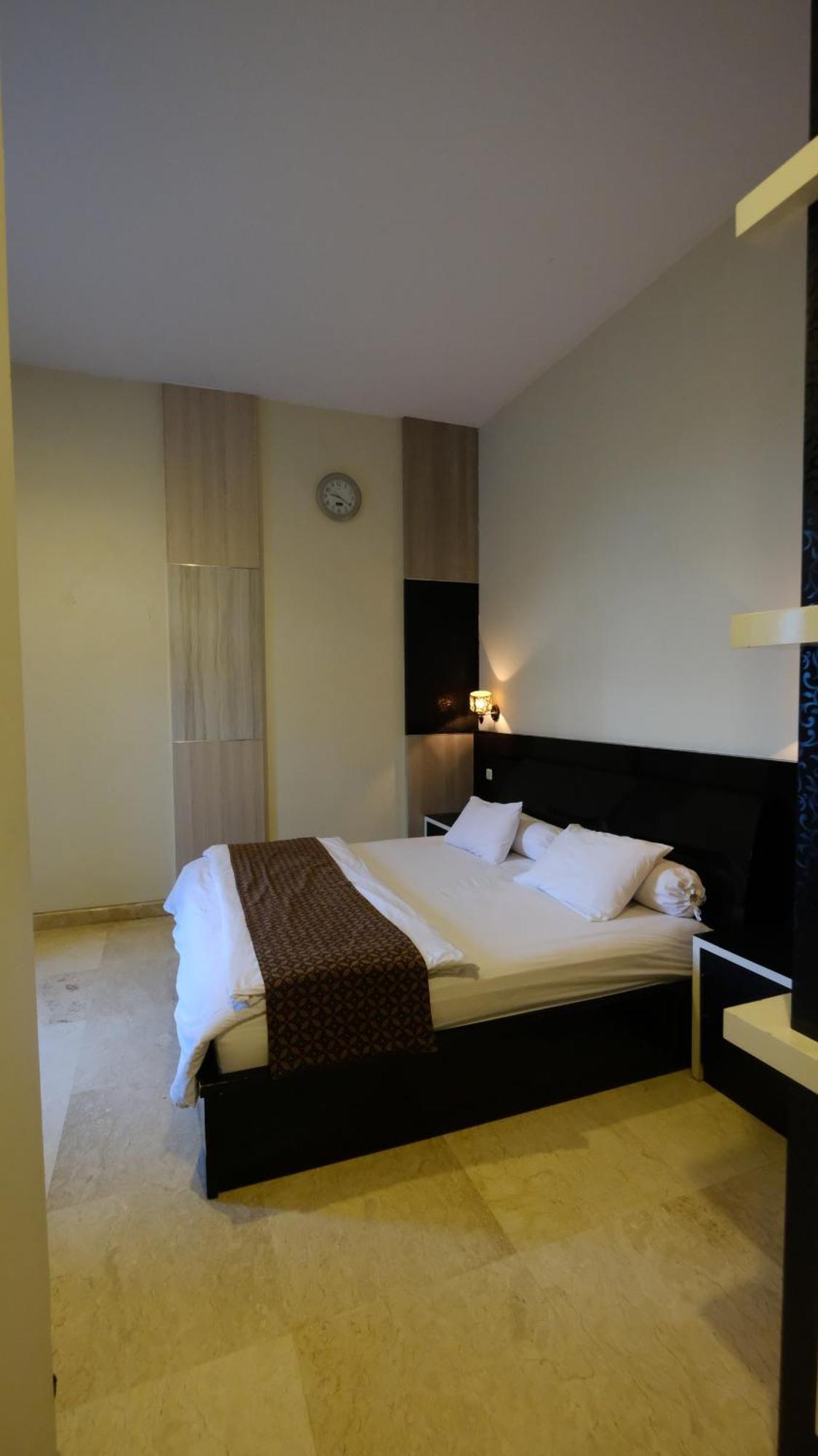 Hotel Griya Desa Hotel&pool